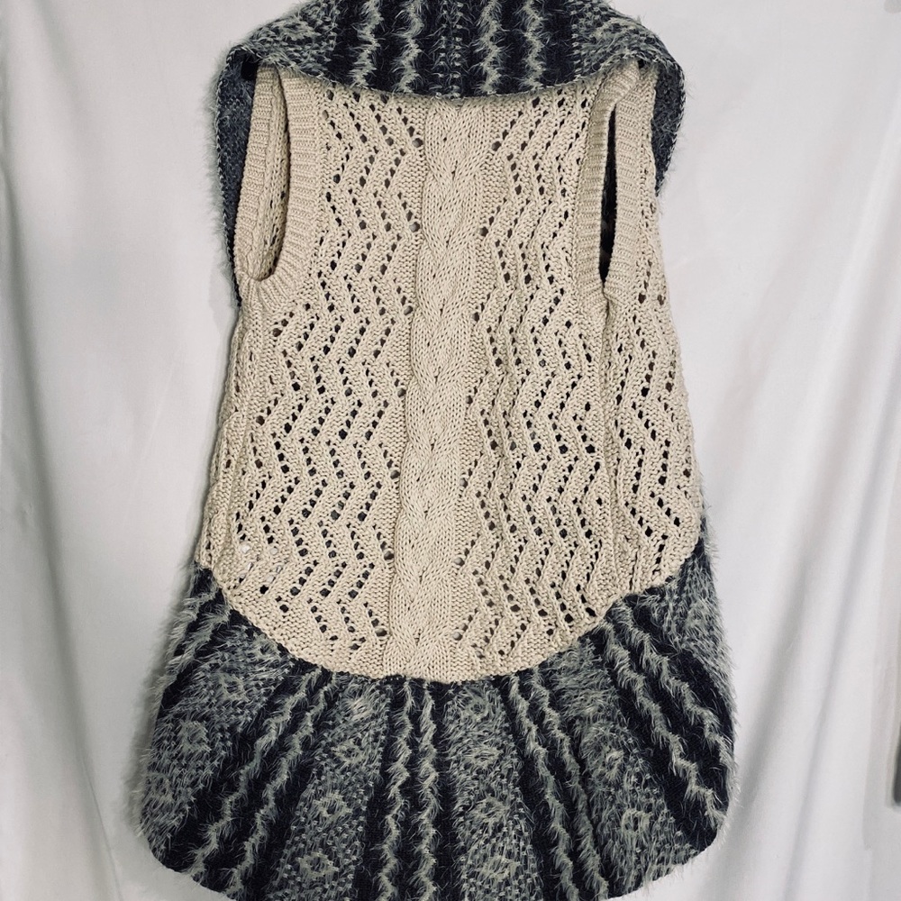 NWOT MAX STUDIO VEST KNIT Cream & FUR Black/Gray - Picture 10 of 10